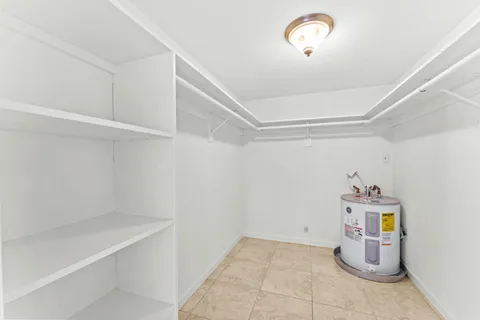 $229,999 | 400 Northeast 20th Street, Unit D101, Boca Raton, FL 33431