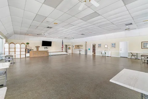 $229,999 | 400 Northeast 20th Street, Unit D101, Boca Raton, FL 33431