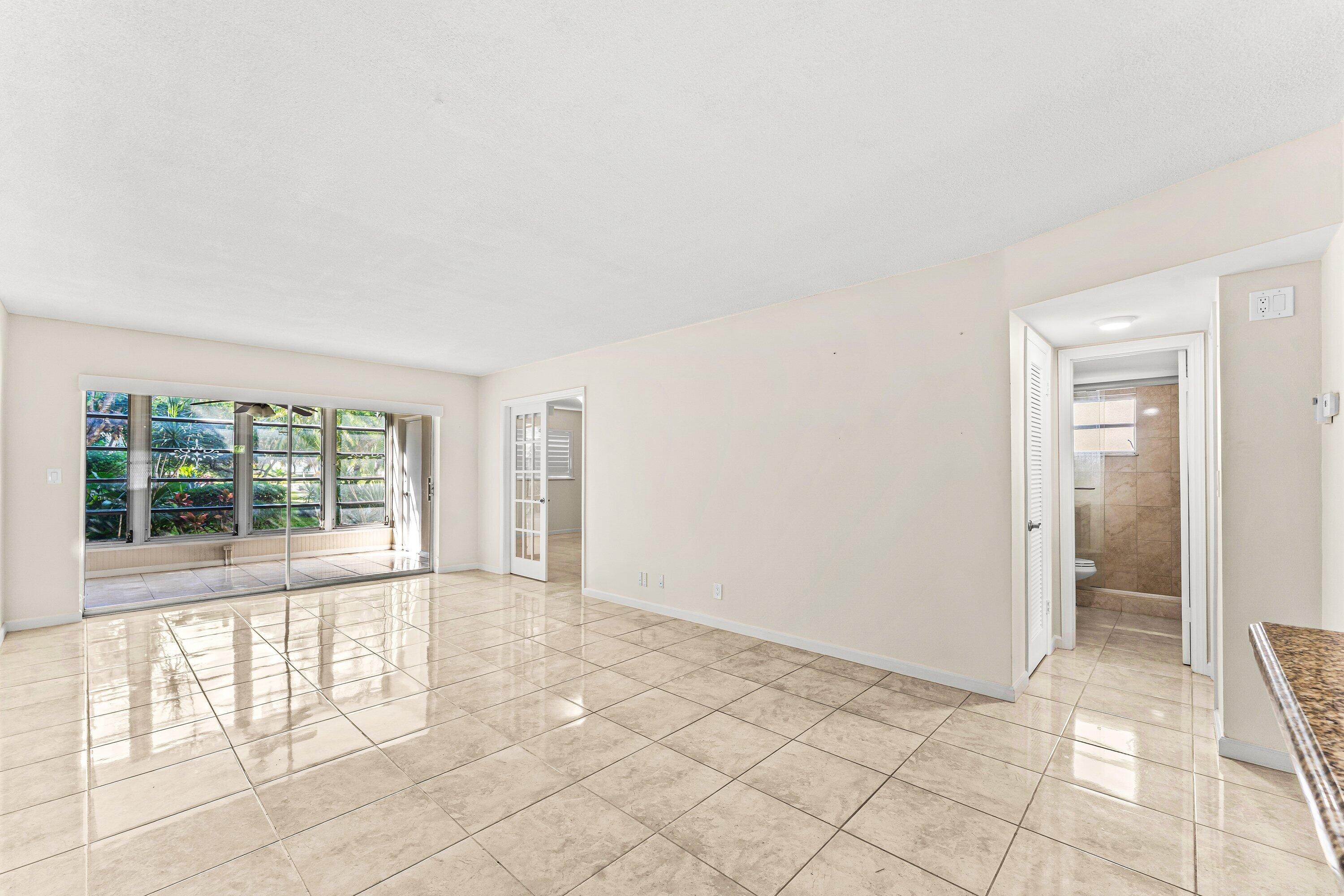 400 Northeast 20th Street, Unit D101 Boca Raton, FL 33431 - Photo 9 of 40 FR