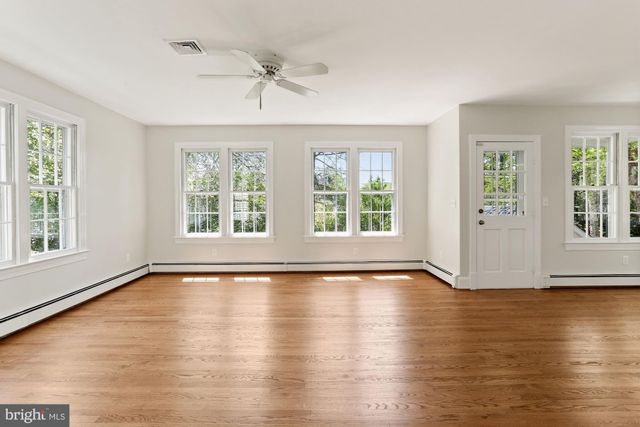 $1,175,000 | 514 Woodland Terrace, Alexandria, VA 22302