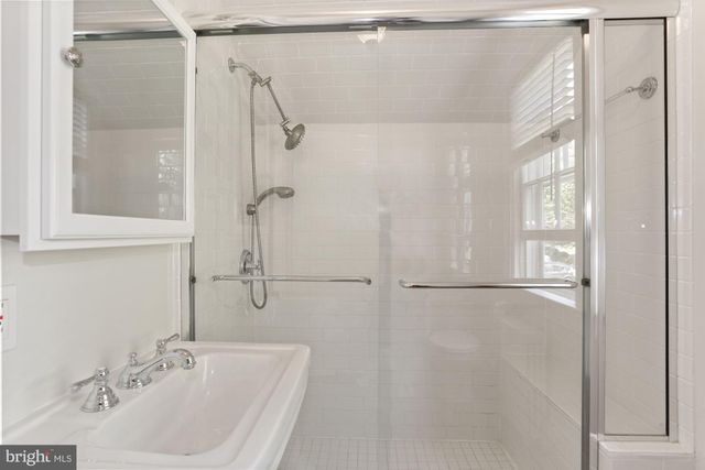 $1,175,000 | 514 Woodland Terrace, Alexandria, VA 22302