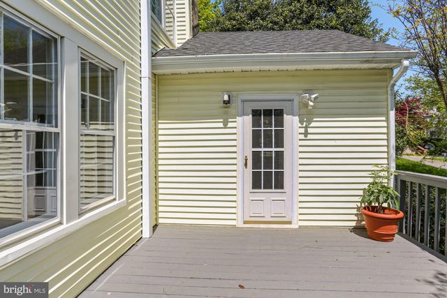 $1,175,000 | 514 Woodland Terrace, Alexandria, VA 22302
