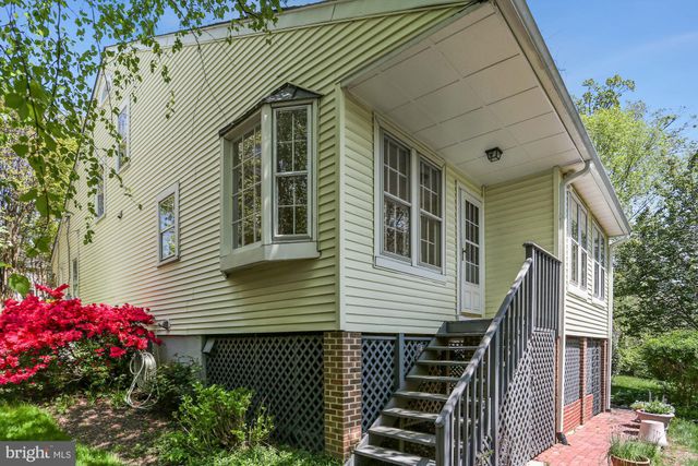 $1,175,000 | 514 Woodland Terrace, Alexandria, VA 22302