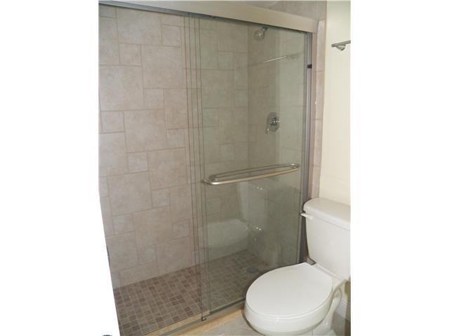 1950 Southwest Palm City Road, Unit 3102 Stuart, FL 34994 - Photo 8 of 17 Gallery Image 8