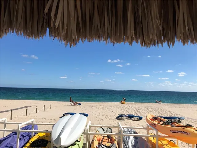 $4,000 | 3700 Galt Ocean Drive, Unit 1510, Fort Lauderdale, FL 33308