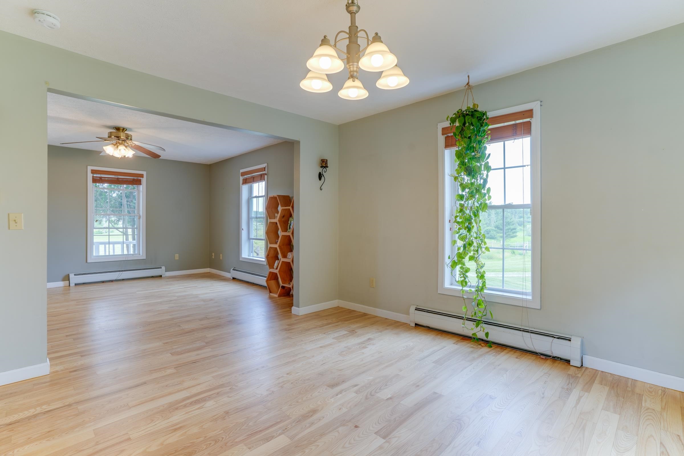 372 Lake Road Milton, VT 05468 - Photo 14 of 37