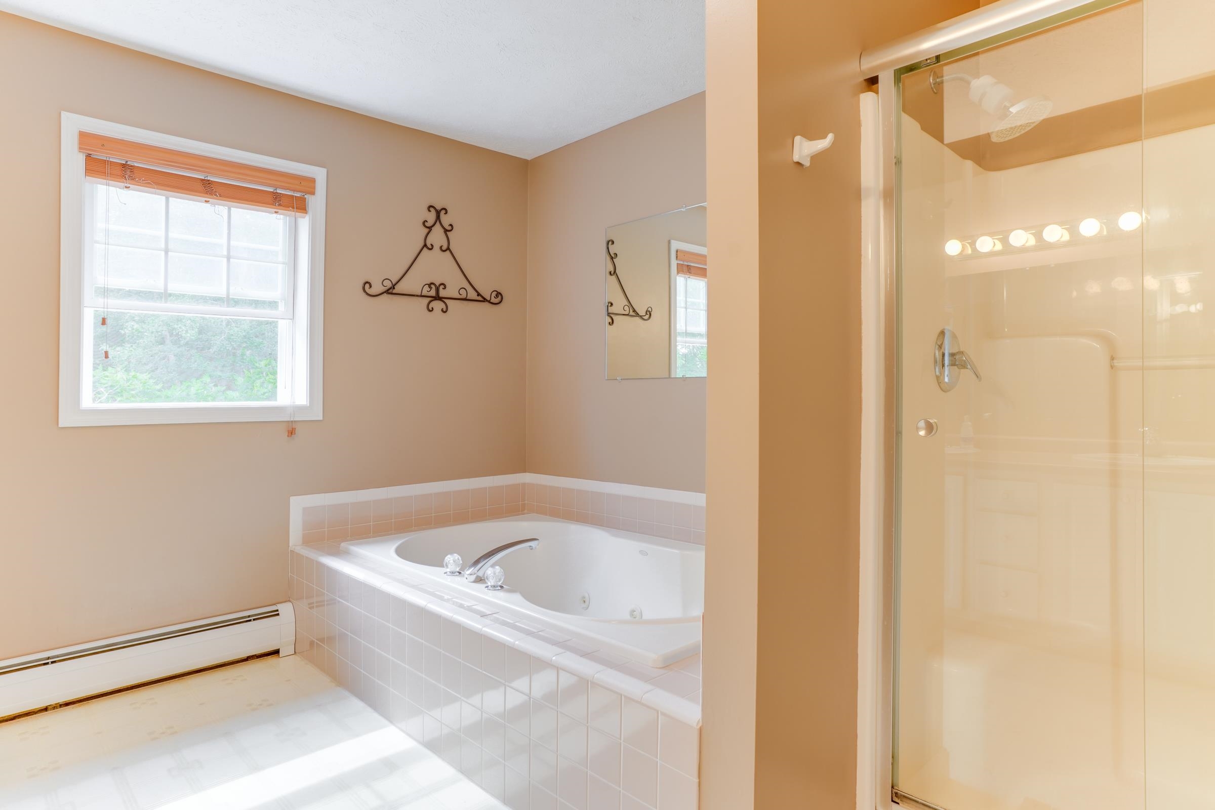 372 Lake Road Milton, VT 05468 - Photo 21 of 37
