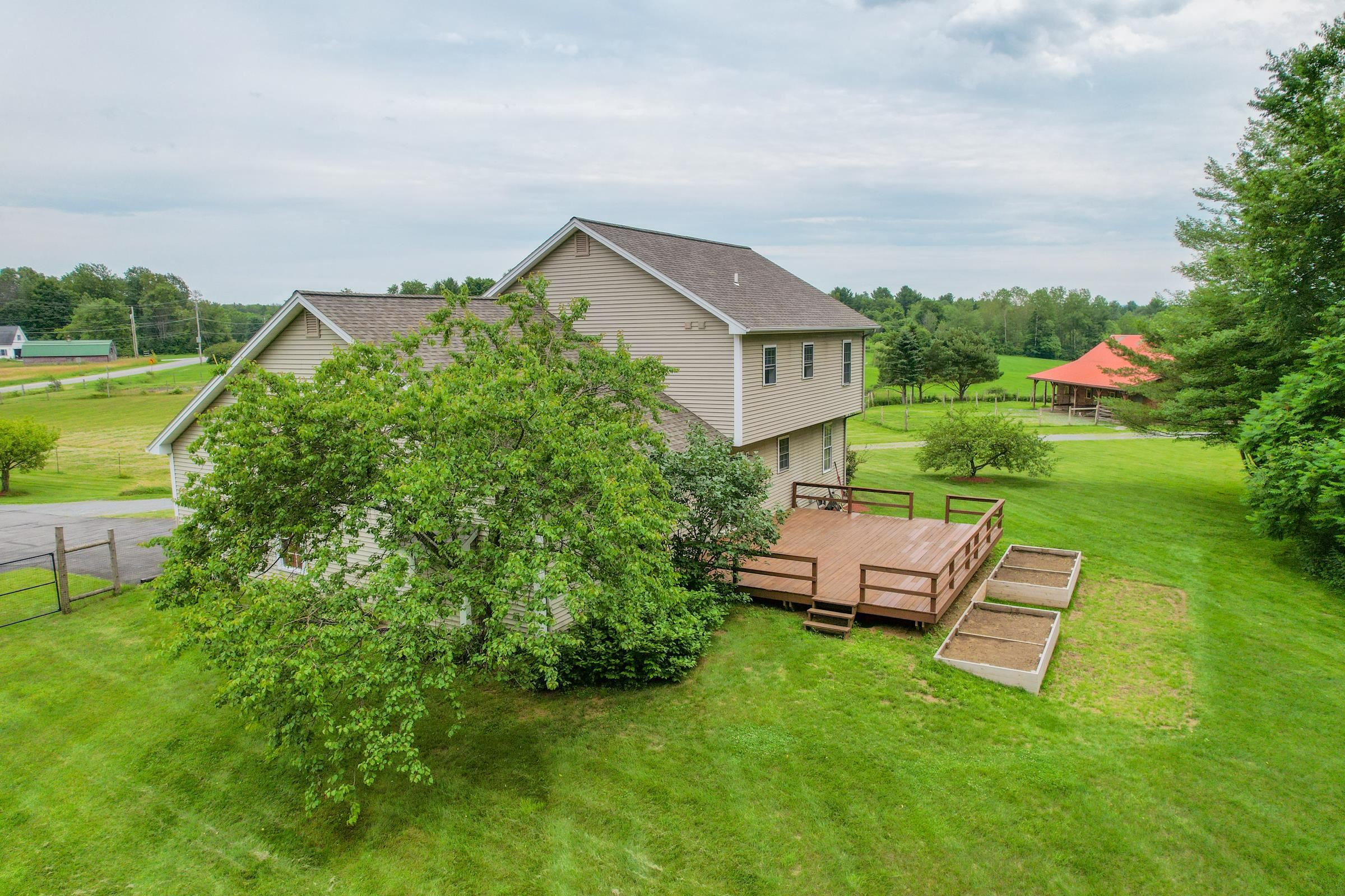 372 Lake Road Milton, VT 05468 - Photo 26 of 37