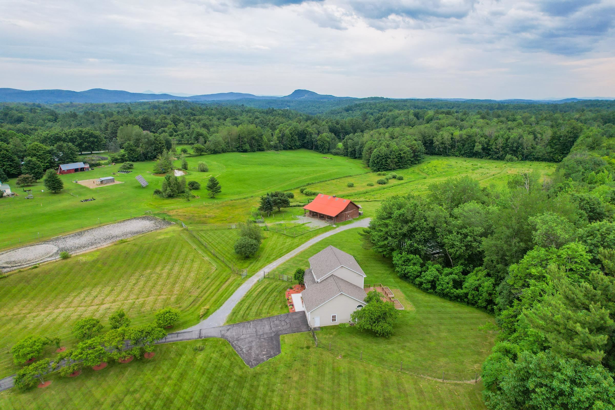 372 Lake Road Milton, VT 05468 - Photo 35 of 37