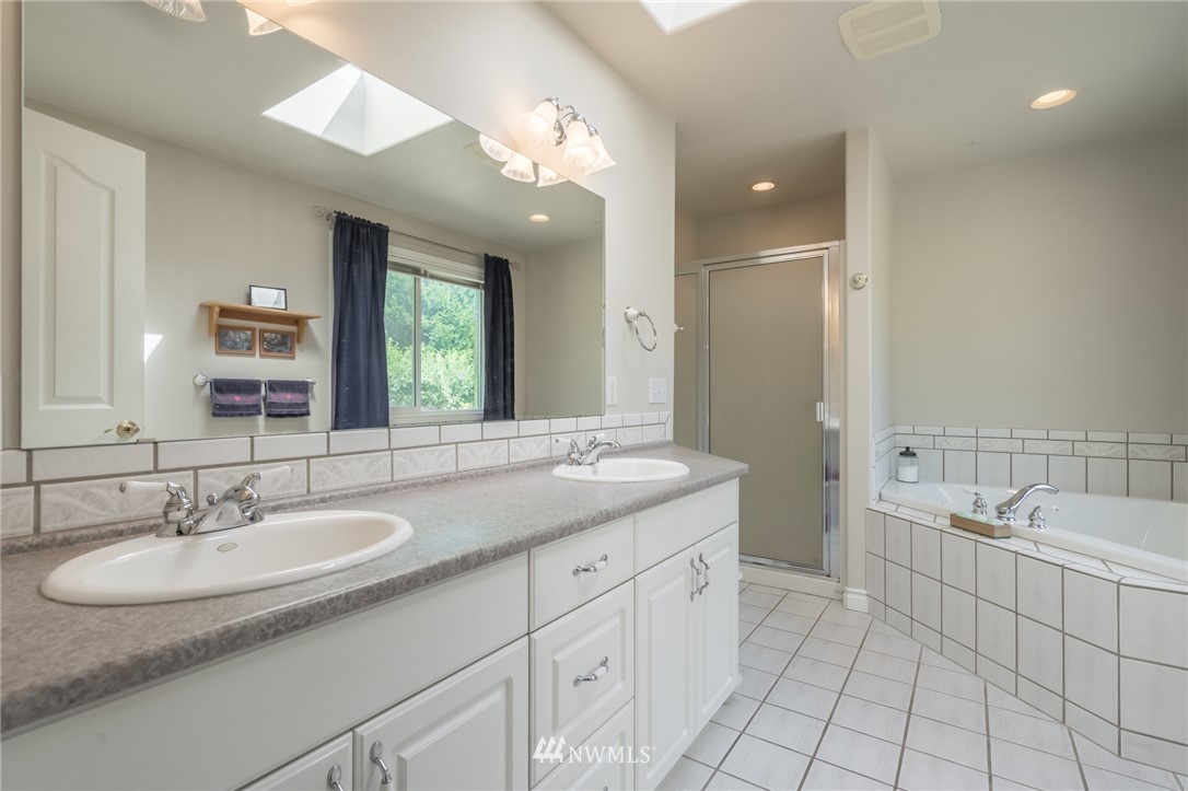 613 East Axton Road Bellingham, WA 98226 - Photo 17 of 24