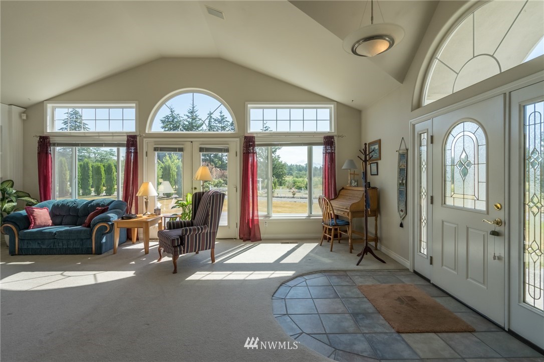 613 East Axton Road Bellingham, WA 98226 - Photo 5 of 24