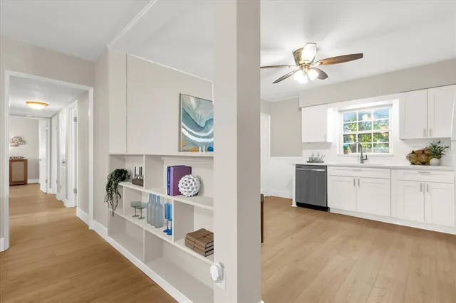 a view of a golf course