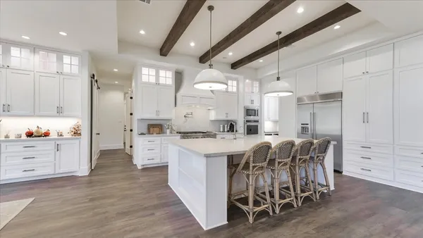 $2,470,000 | 10102 Woodlane Boulevard, Magnolia, TX 77354