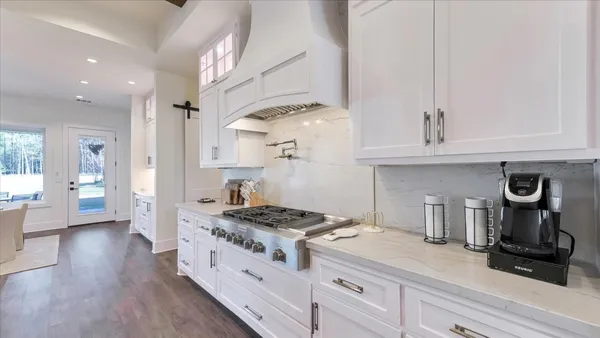 $2,470,000 | 10102 Woodlane Boulevard, Magnolia, TX 77354
