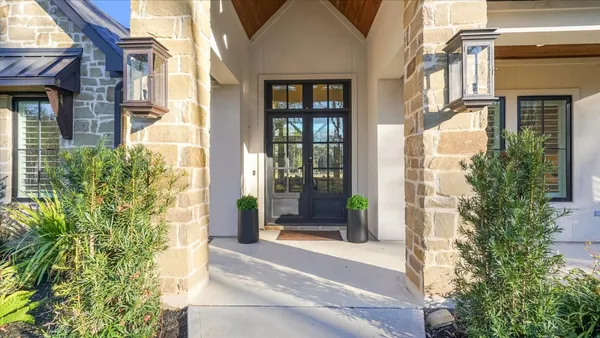 $2,470,000 | 10102 Woodlane Boulevard, Magnolia, TX 77354