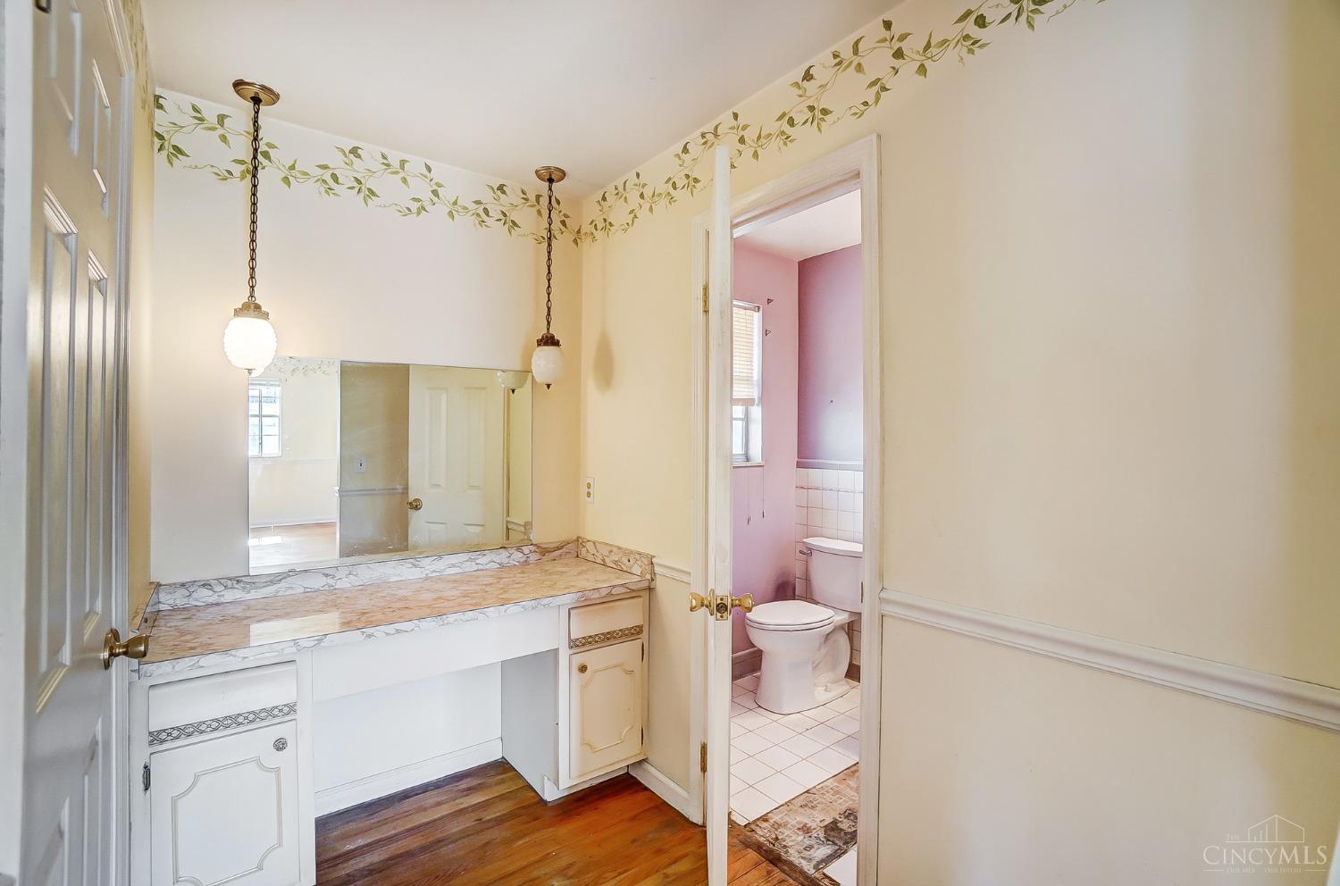 4308 Turf Lane Cincinnati, OH 45211 - Photo 22 of 46