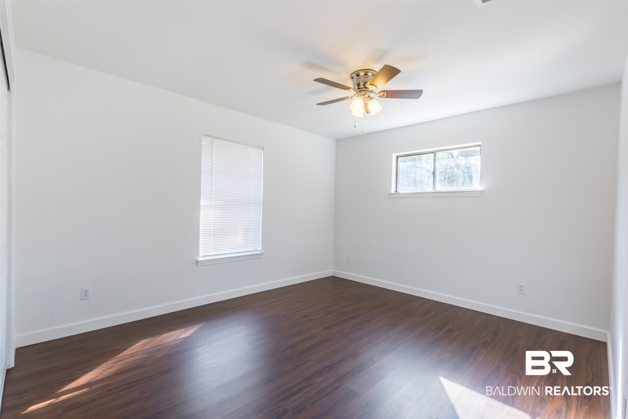 19215 Waverly Lane Foley, AL 36535 - Photo 12 of 27