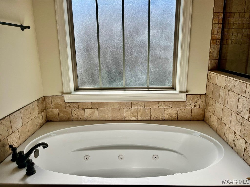 207 Turtle Back Trail Enterprise, AL 36330 - Photo 9 of 26 Gallery Image 9