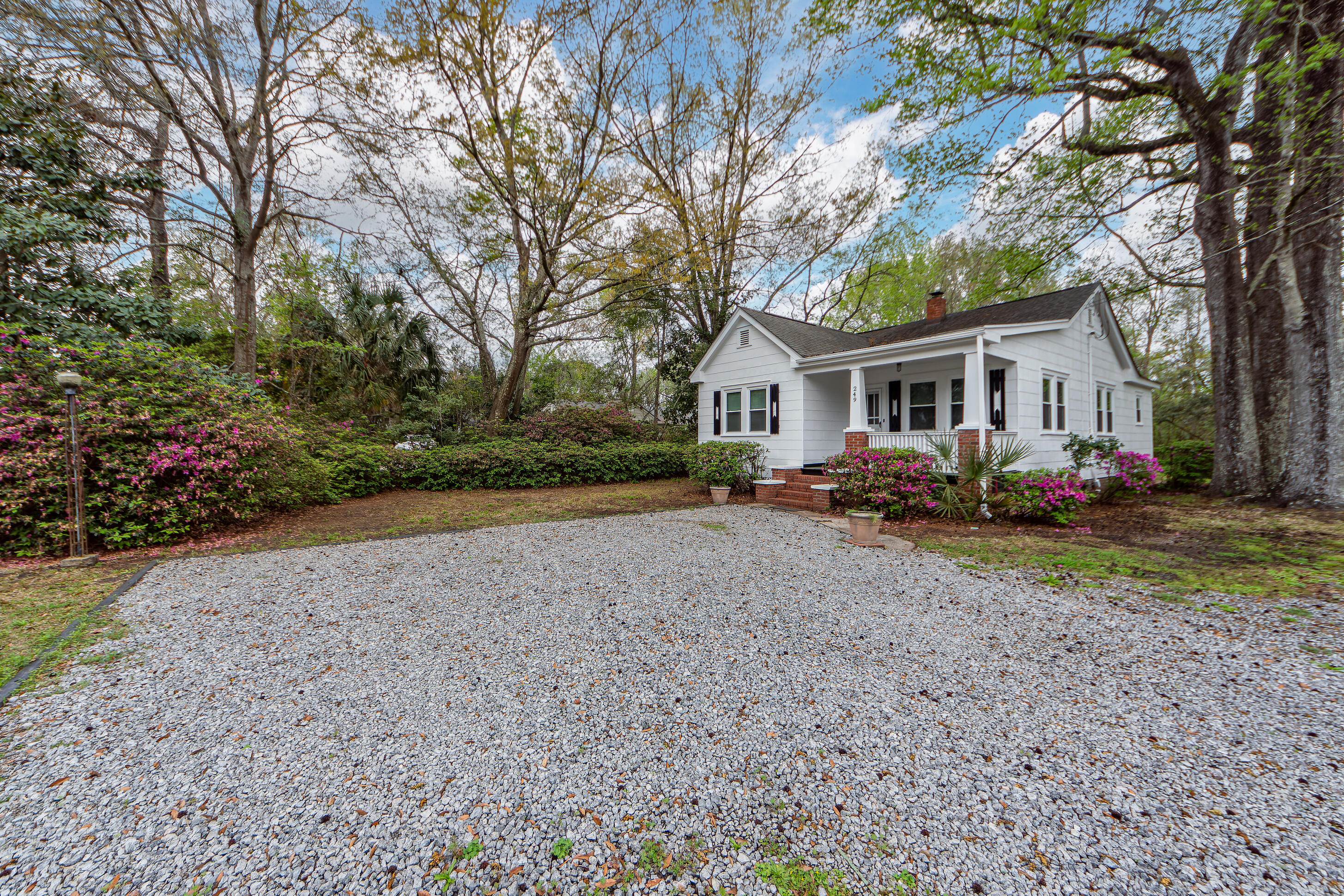 249 Woodland Shores Road Charleston, SC 29412 - Photo 27 of 27 36