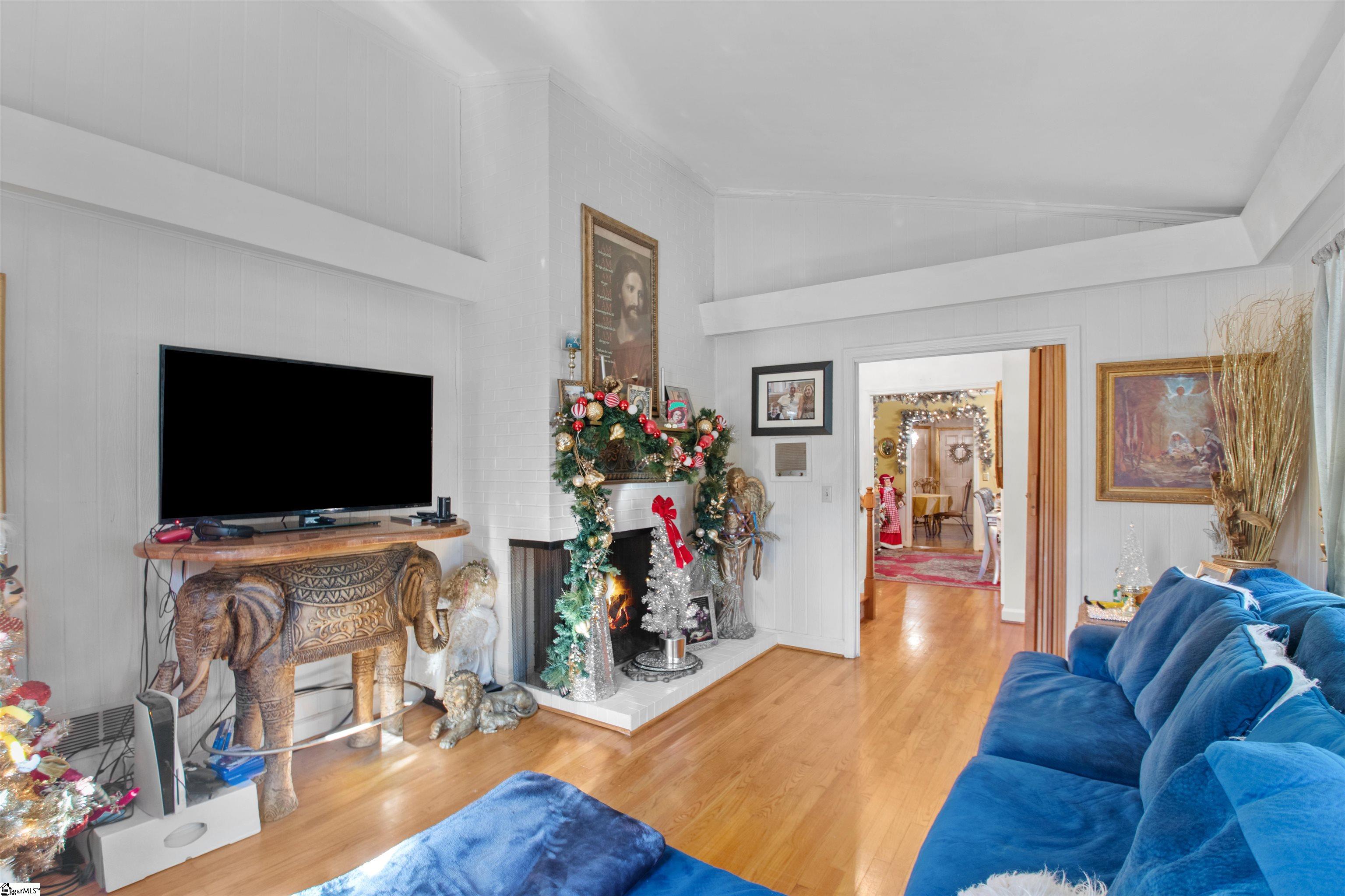 103 Forest Drive Easley, SC 29640 - Photo 13 of 37