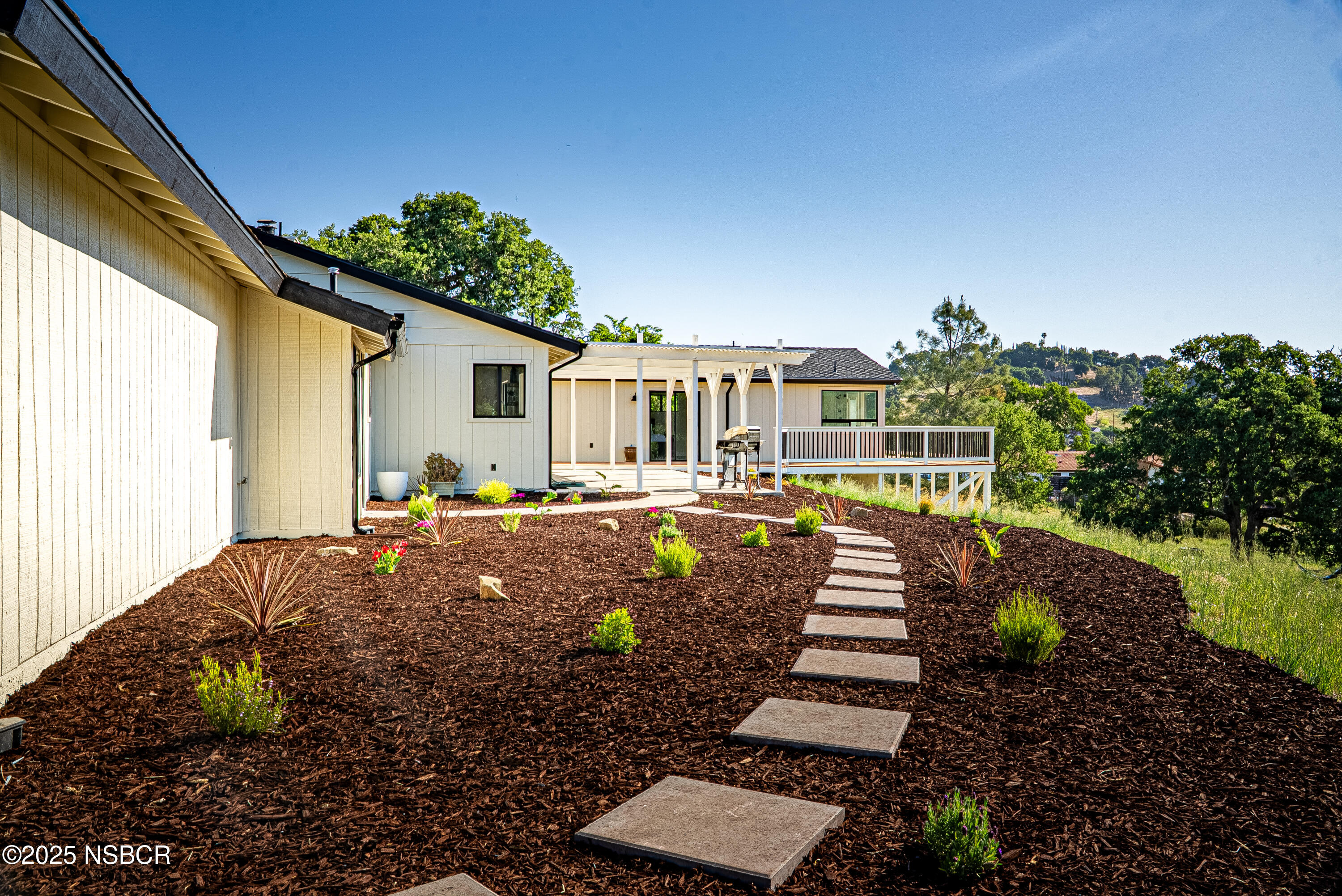 10095 San Marcos Road Atascadero, CA 93422 - Photo 13 of 58 a view of swimming pool with outdoor seating and plants