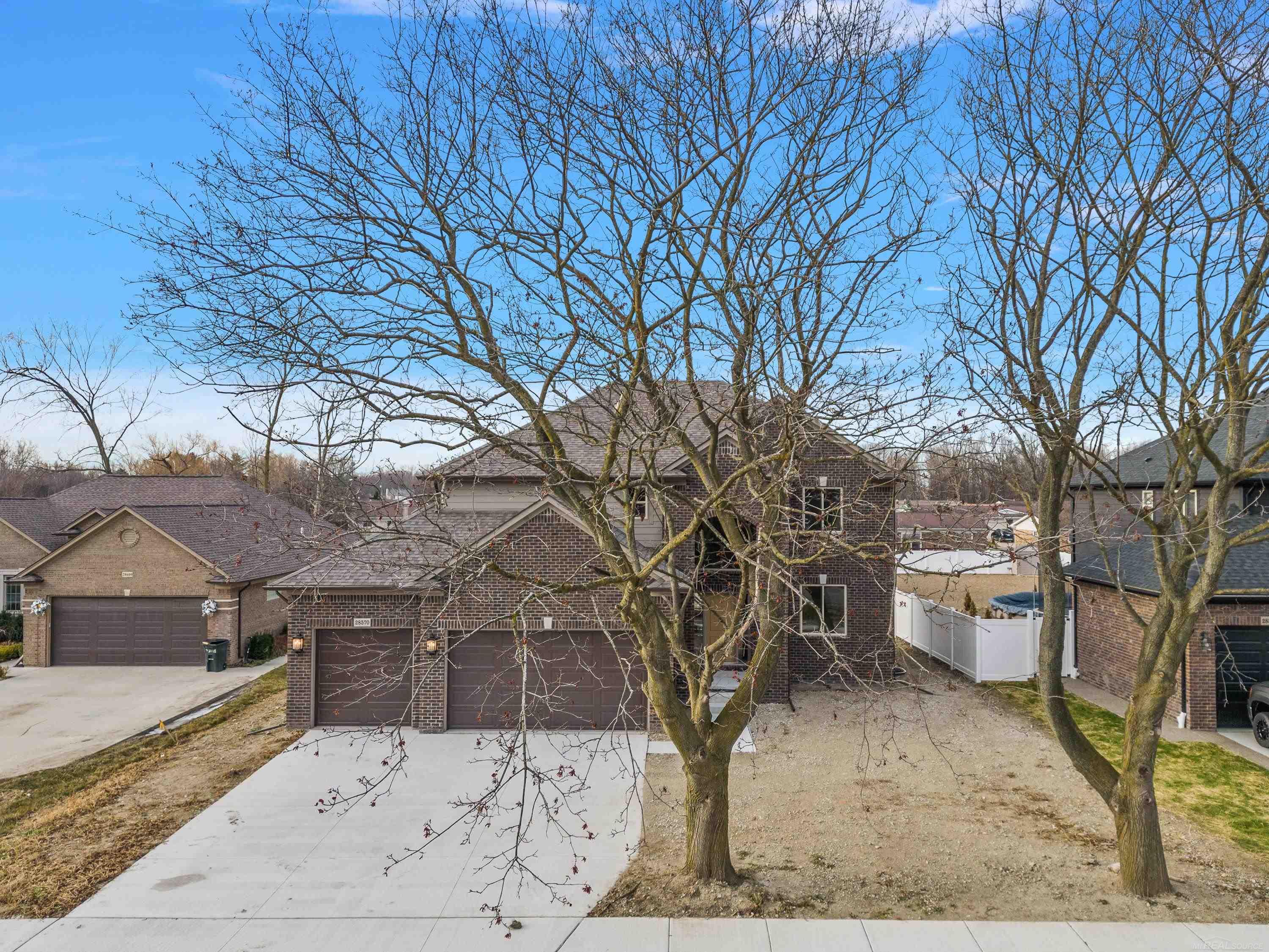 28570 Cotton Road New Baltimore, MI 48047 - Photo 9 of 46 50097299-8.JPG