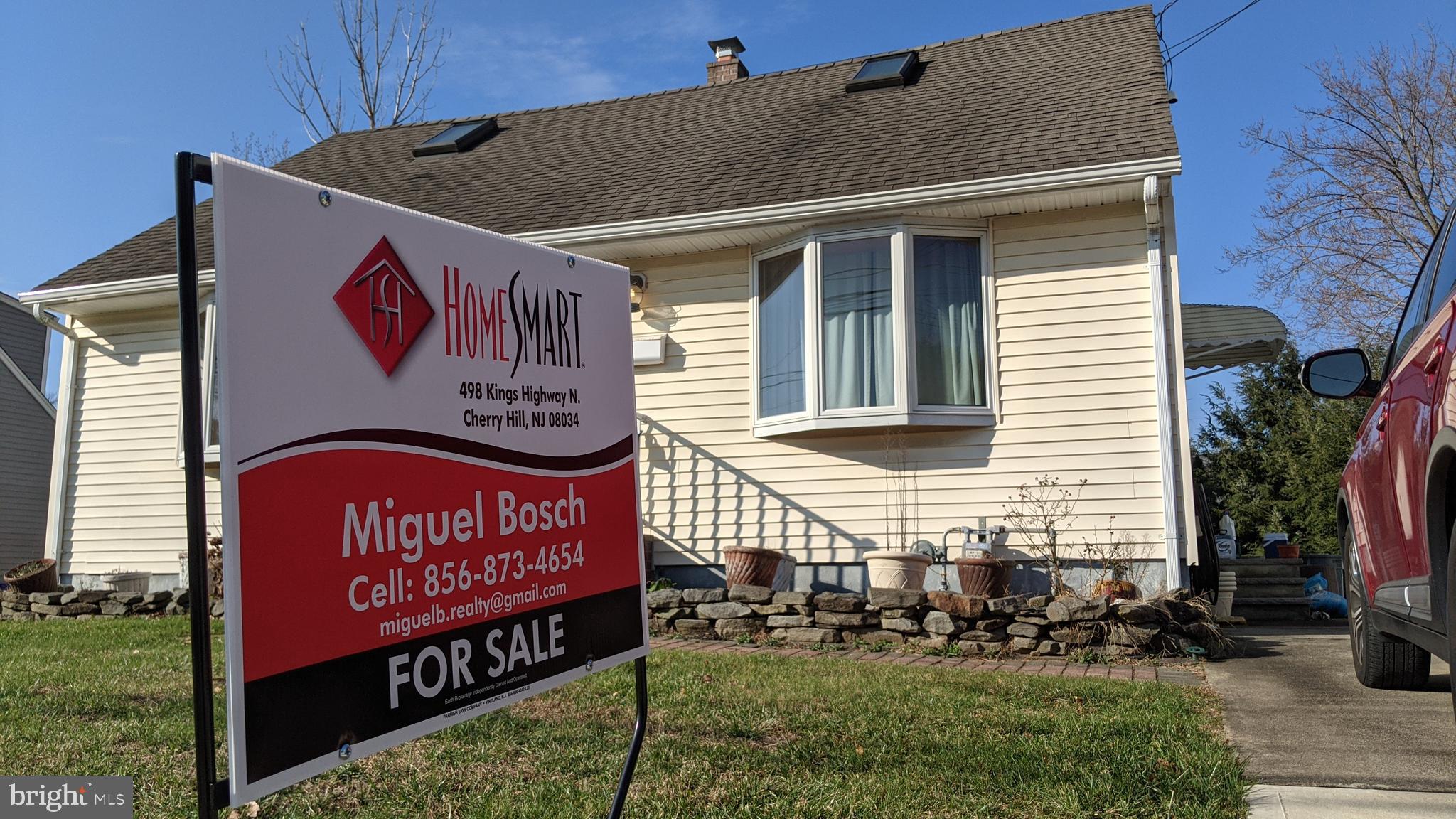 6 Phyllis Road Freehold, NJ 07728 - Photo 2 of 15