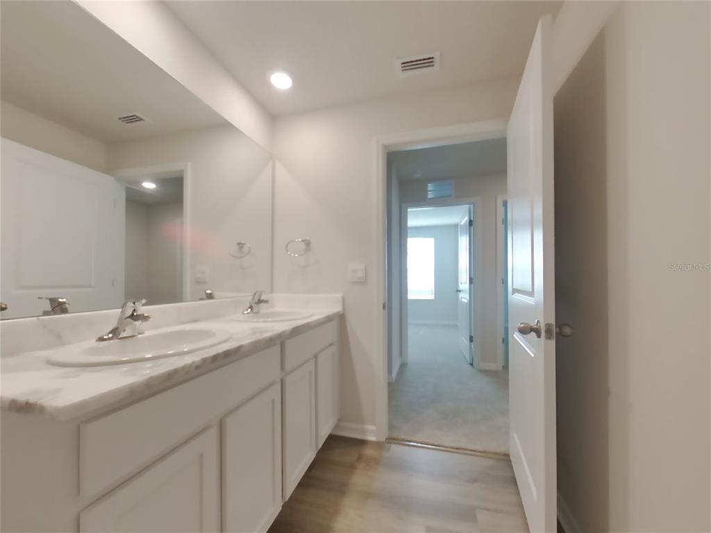 10749 Hidden Banks Glen Parrish, FL 34219 - Photo 6 of 18