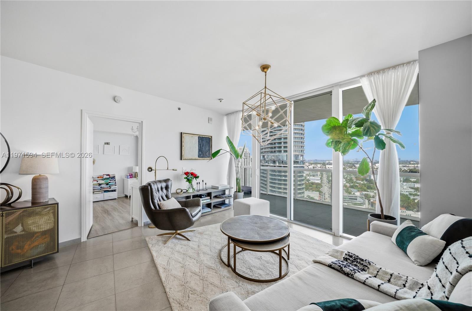 450 Alton Road, Unit 2710 Miami Beach, FL 33139 - Photo 19 of 36