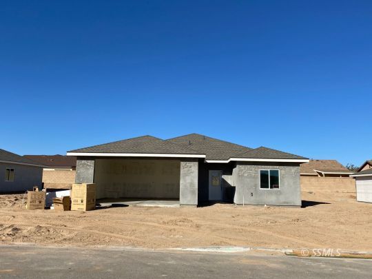 401 Thomas Street Ridgecrest, CA 93555 - Photo 2 of 28