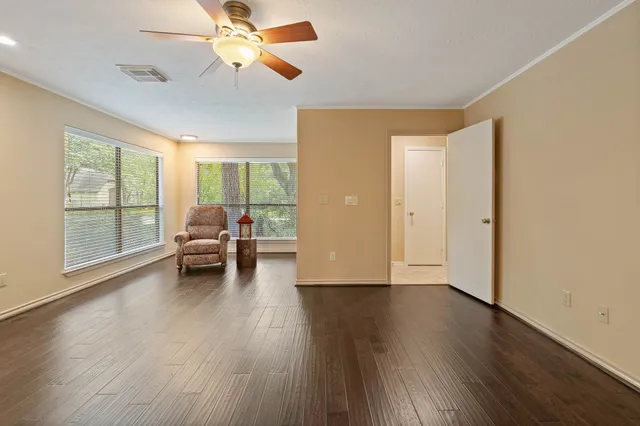 $669,000 | 2 Crescent Falls Court, The Woodlands, TX 77381