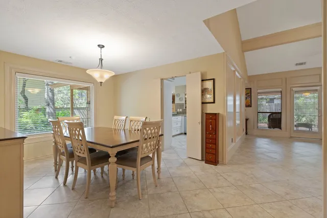 $669,000 | 2 Crescent Falls Court, The Woodlands, TX 77381