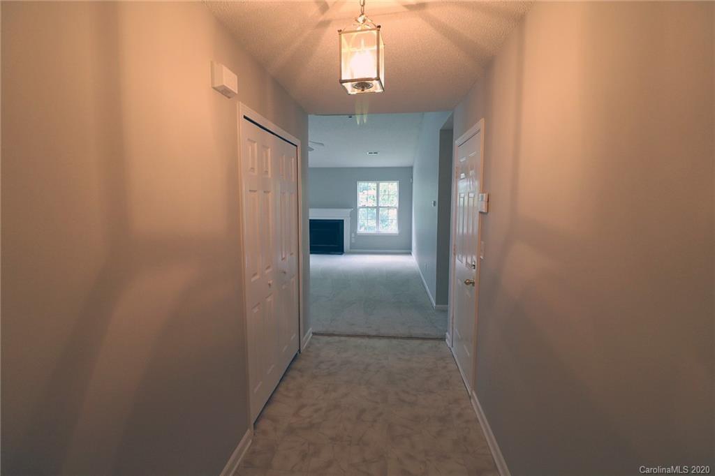 1911 Decatur Court Charlotte, NC 28213 - Photo 2 of 16 a view of a hallway