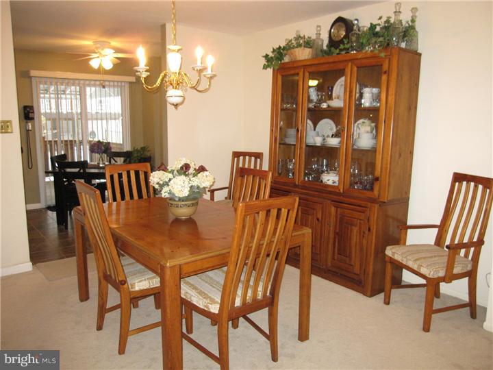 10702 Philcrest Road Philadelphia, PA 19154 - Photo 8 of 13 Dining Room