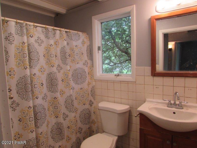 538 Maple Ridge Drive Hawley, PA 18428 - Photo 9 of 26