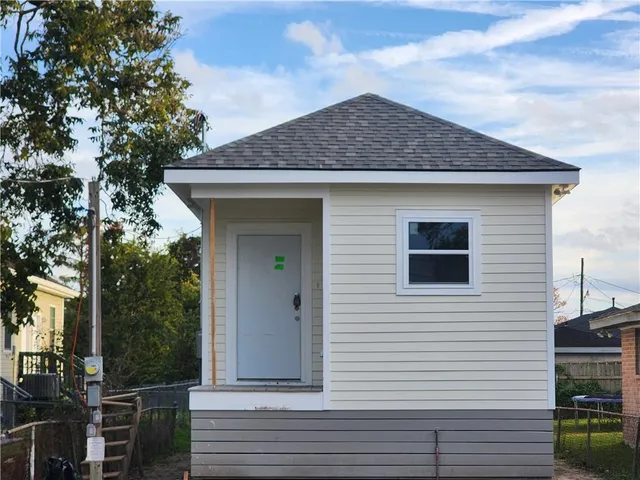 $189,000 | 2108 18th Street, Harvey, LA 70058