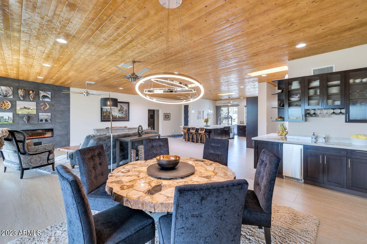 2302 East Mountain View Road Phoenix, AZ 85028 - Photo 11 of 58 Dining Room & Wet Bar