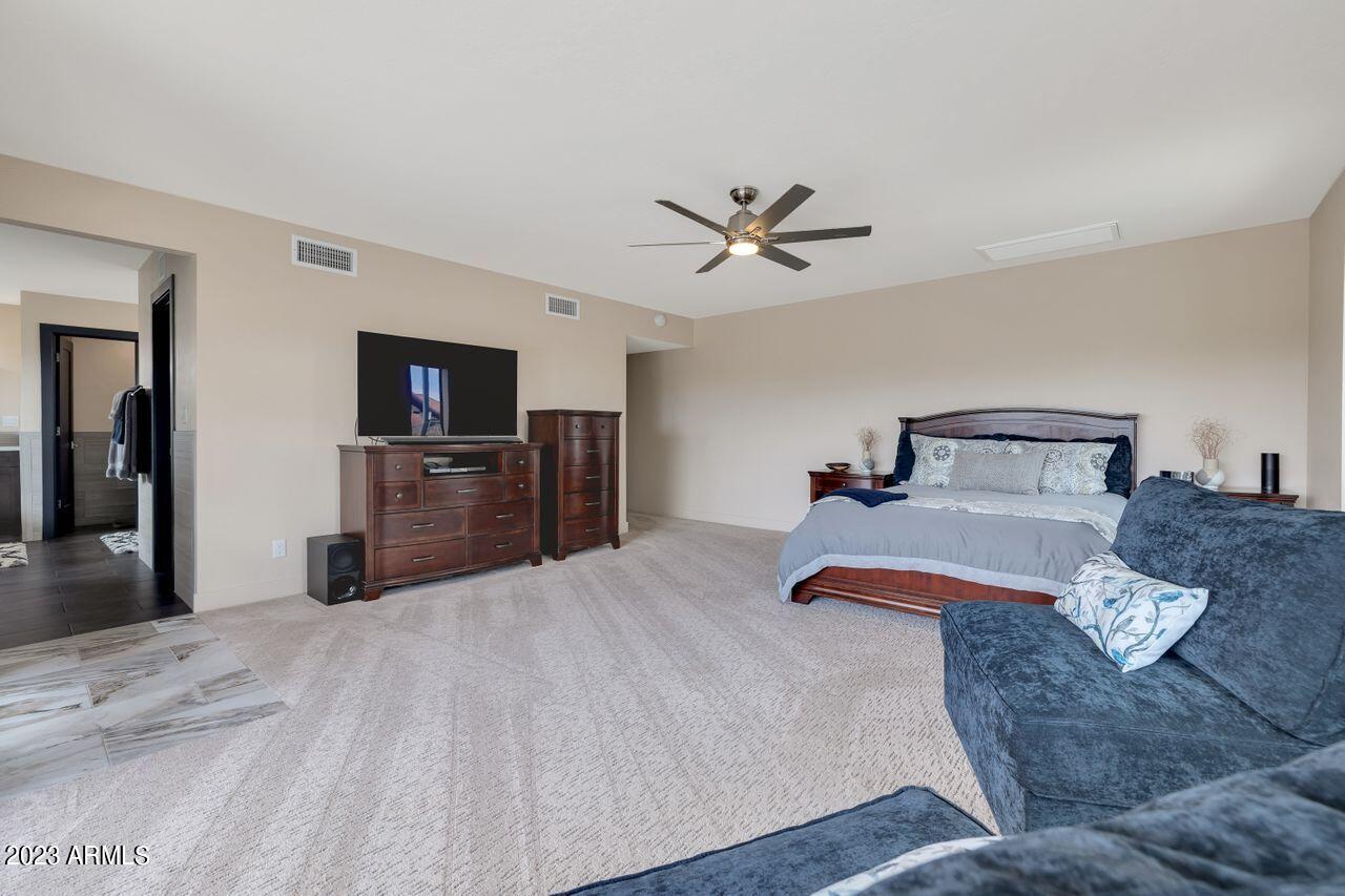2302 East Mountain View Road Phoenix, AZ 85028 - Photo 17 of 58 Master Bedroom