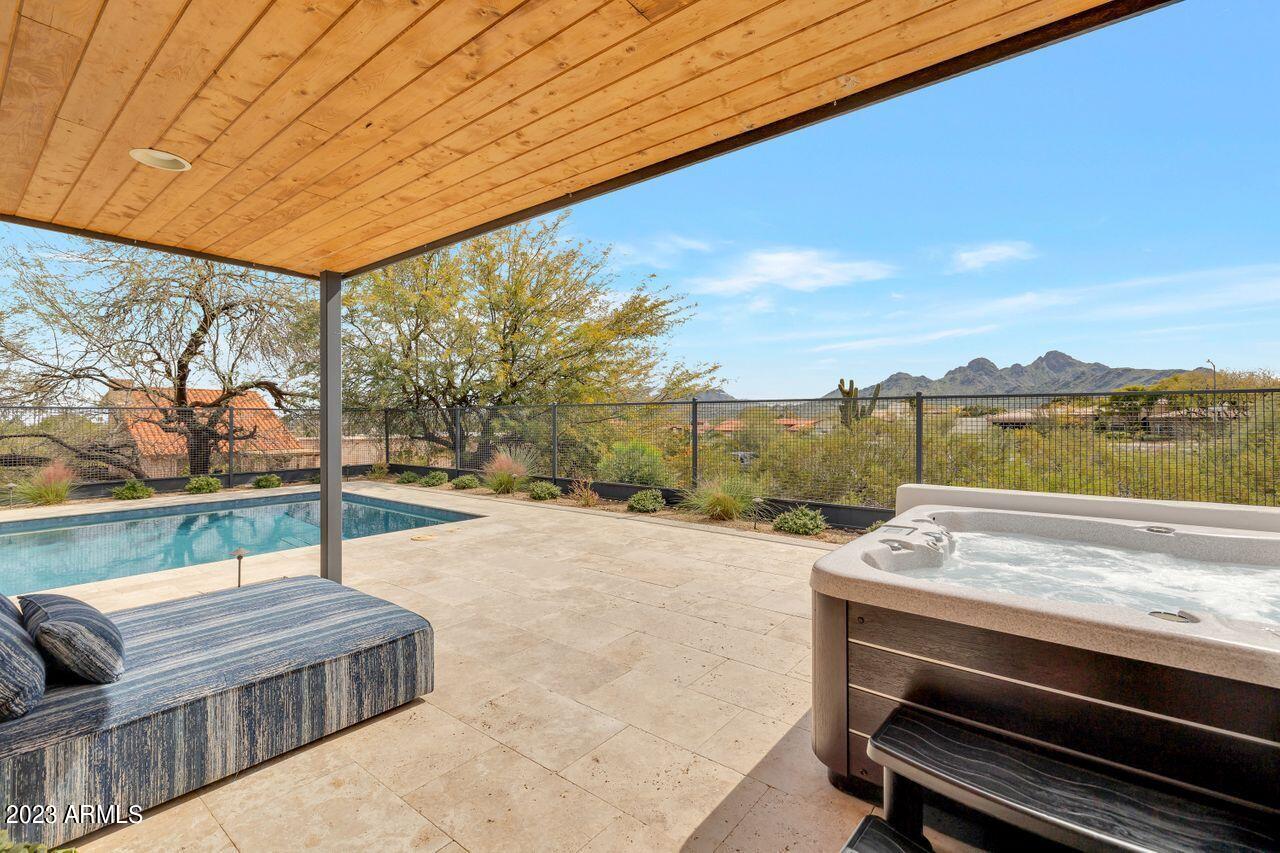 2302 East Mountain View Road Phoenix, AZ 85028 - Photo 19 of 58 Master Patio