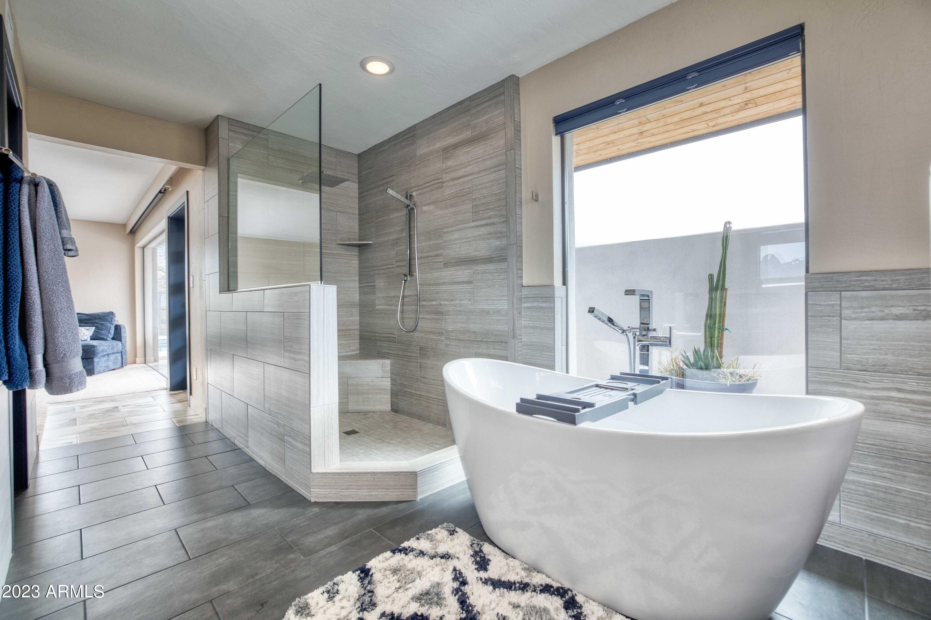 2302 East Mountain View Road Phoenix, AZ 85028 - Photo 22 of 58 Master Bathroom