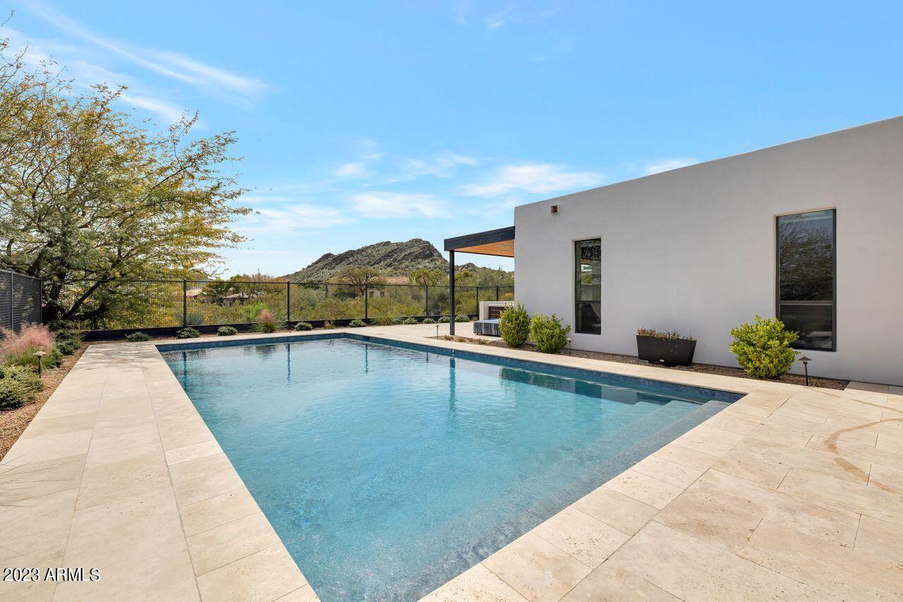 2302 East Mountain View Road Phoenix, AZ 85028 - Photo 45 of 58 Sunbathing Deck