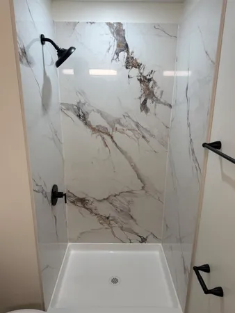 $179,500 | 6025 Dias Avenue, Unit 215, Sacramento, CA 95824