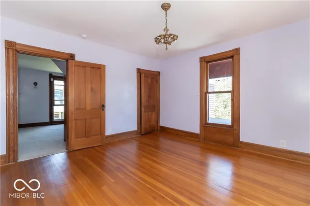 $1,800 | 404 North State Street, Greenfield, IN 46140