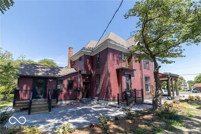 $1,800 | 404 North State Street, Greenfield, IN 46140