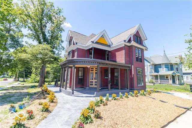 $1,800 | 404 North State Street, Greenfield, IN 46140