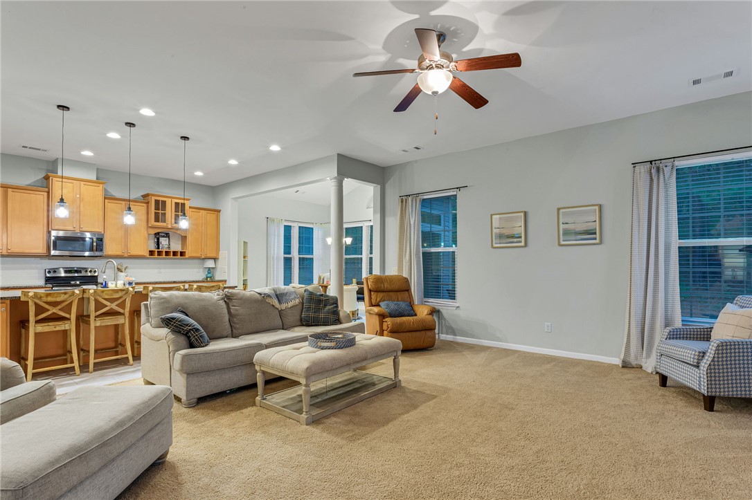 225 Creekside Way Easley, SC 29642 - Photo 12 of 35