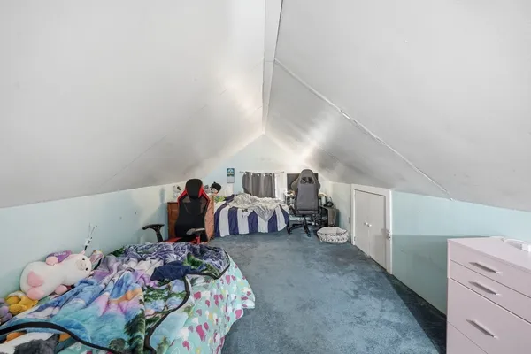 $249,000 | 18 East Cleveland Street, Greenfield, MA 01301