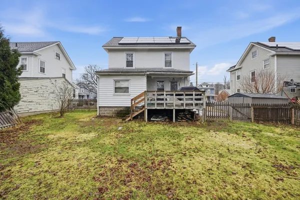 $249,000 | 18 East Cleveland Street, Greenfield, MA 01301