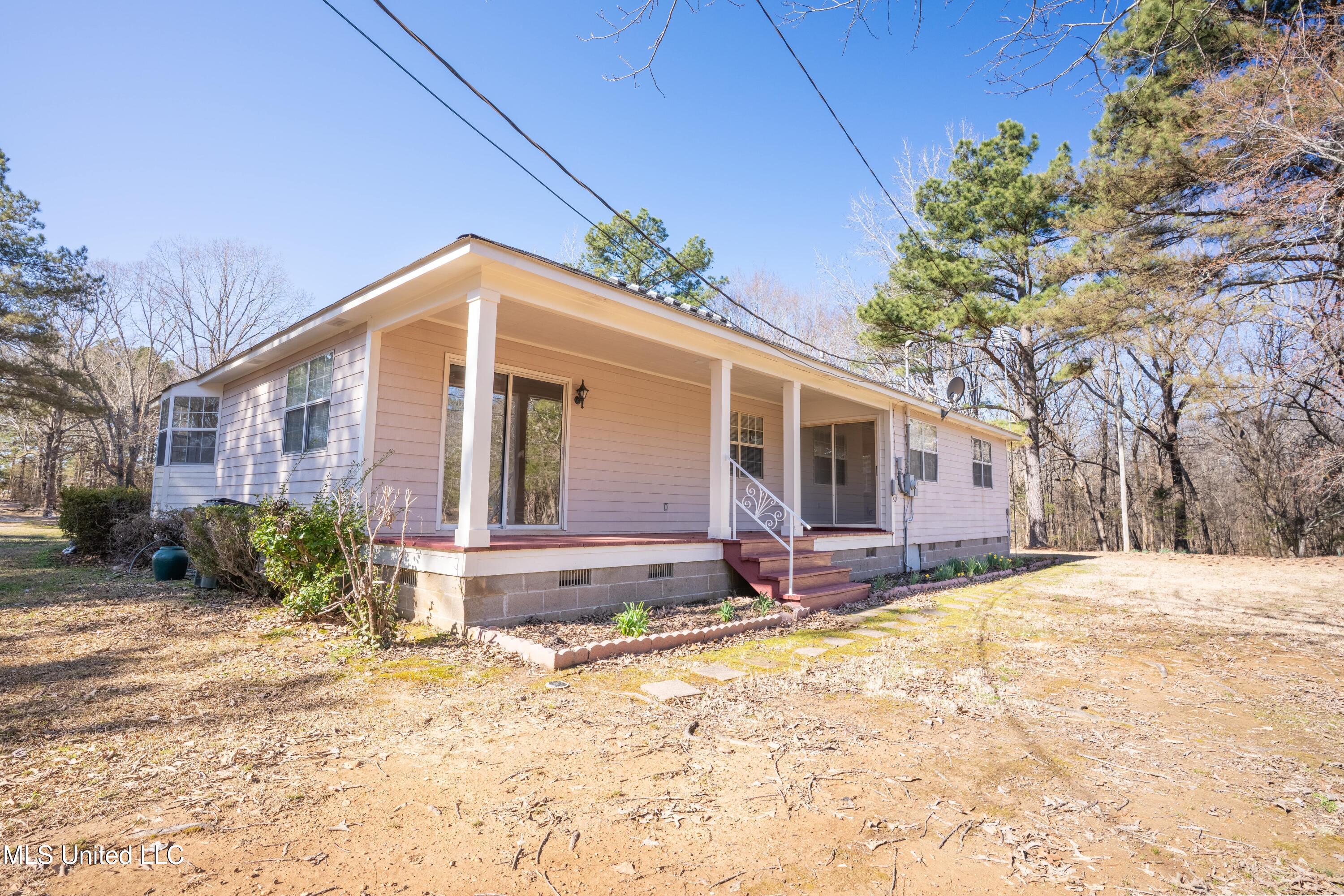 5735 Smith Grove Road Holly Springs, MS 38635 - Photo 22 of 27 V