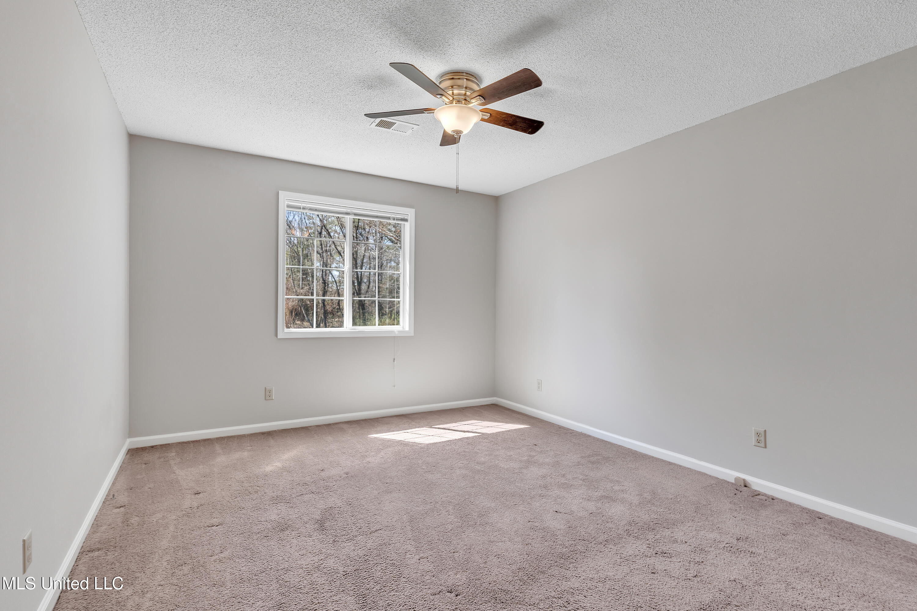 5735 Smith Grove Road Holly Springs, MS 38635 - Photo 6 of 27 N